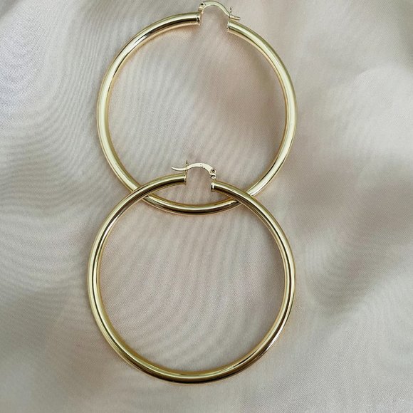 Large Hoop Earrings Circle Endless Huggie Big Hoops Earring, Oversize Earring - Picture 5 of 9